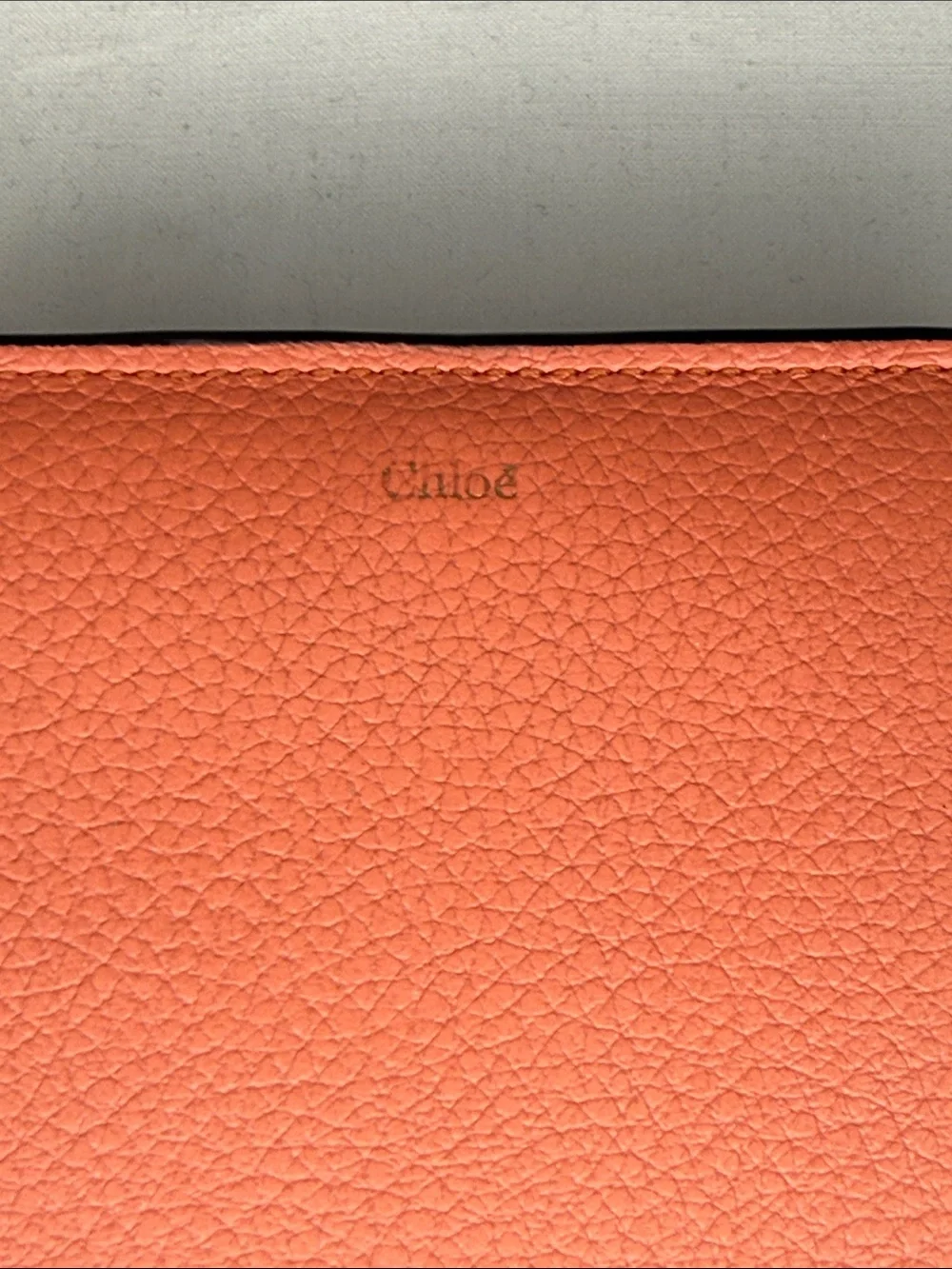 Chloe Alphabet Pink Grained Leather Small Bifold Wallet Gold Tone Italy